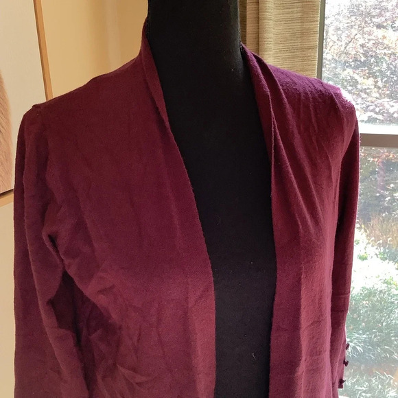 #245 Revolution Burgundy Open Front Cardigan with Button Detail Sz XS - Picture 3 of 9